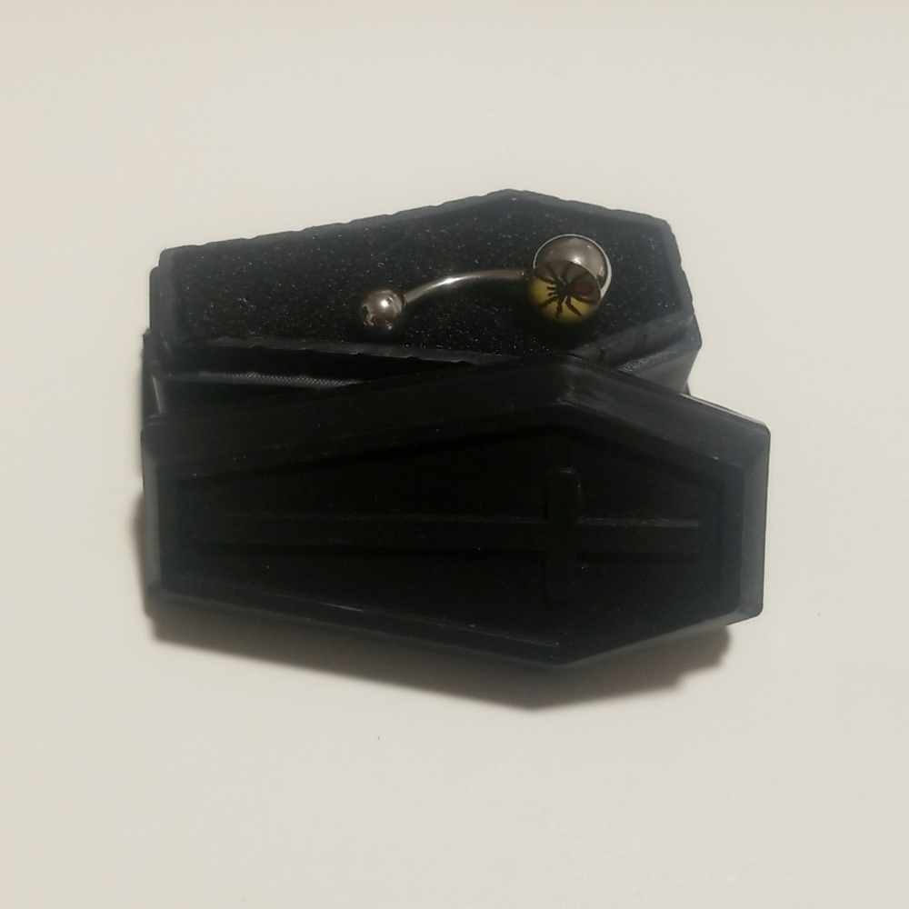 Body percing coffin box